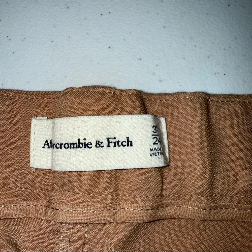 NEW Abercrombie & Fitch Pants 37 /‎ 24 Long Womens Pleated Wide Straight Trouser
